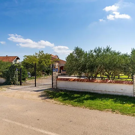 Tatil Evi My Dalmatia - Nadalina With Private Pool And Jacuzzi