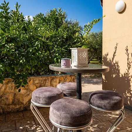 בית נופש My Dalmatia - Nadalina With Private Pool And Jacuzzi