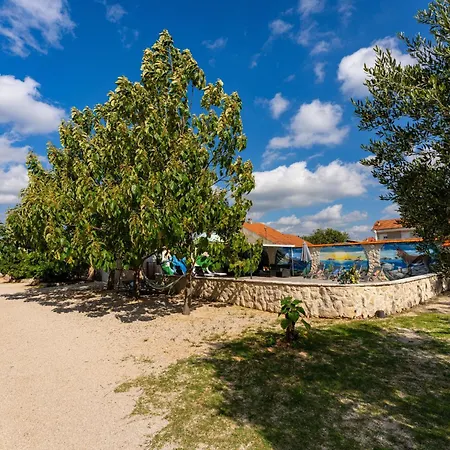 My Dalmatia - Nadalina With Private Pool And Jacuzzi Casa de Férias *