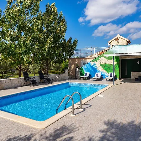 Casa de Férias My Dalmatia - Nadalina With Private Pool And Jacuzzi *