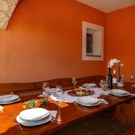 My Dalmatia - Nadalina With Private Pool And Jacuzzi *