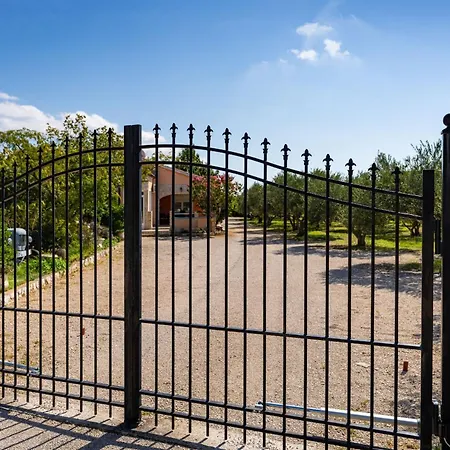 My Dalmatia - Nadalina With Private Pool And Jacuzzi Vodice