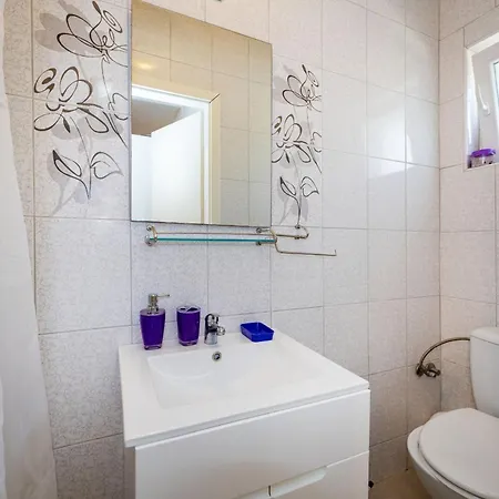 My Dalmatia - Nadalina With Private Pool And Jacuzzi * Vodice