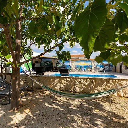 My Dalmatia - Nadalina With Private Pool And Jacuzzi