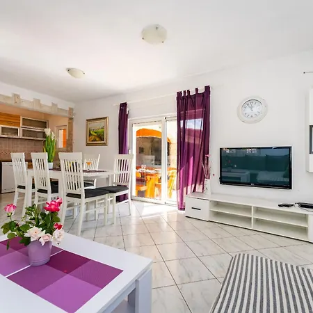 My Dalmatia - Nadalina With Private Pool And Jacuzzi Tatil Evi