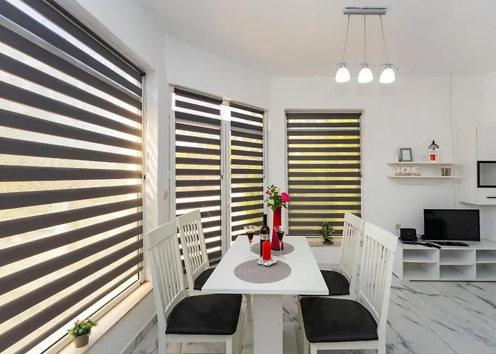 My Dalmatia - Nadalina With Private Pool And Jacuzzi Prázdninový dům *