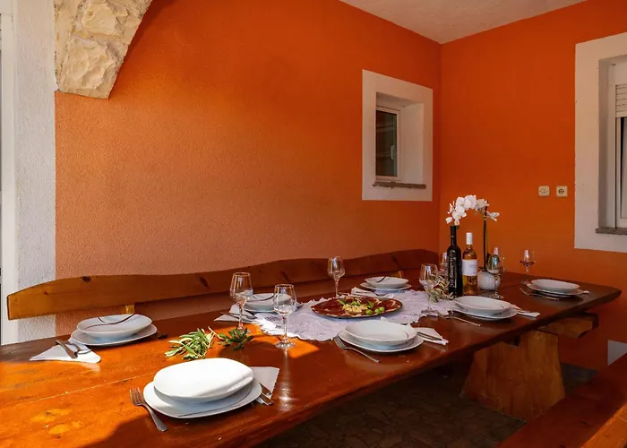 My Dalmatia - Nadalina With Private Pool And Jacuzzi *