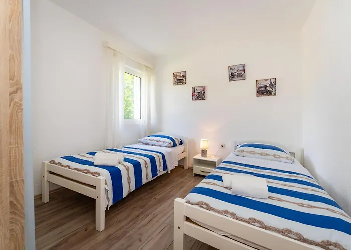 My Dalmatia - Nadalina With Private Pool And Jacuzzi