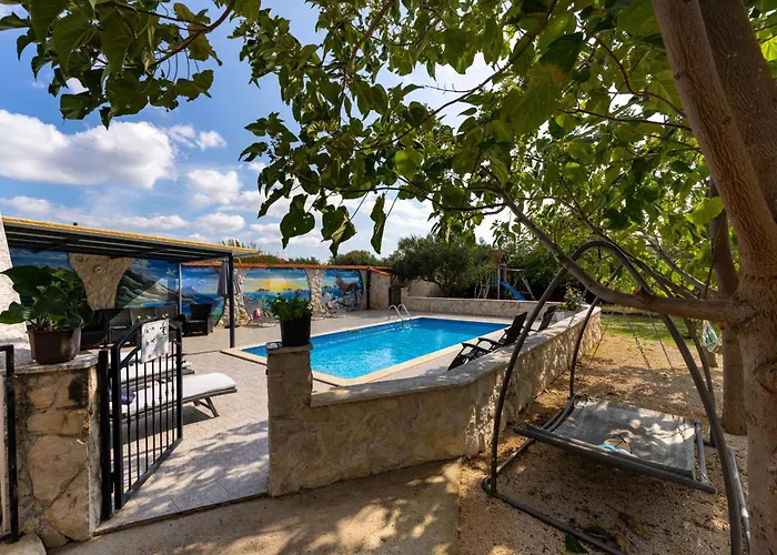 My Dalmatia - Nadalina With Private Pool And Jacuzzi Vodice